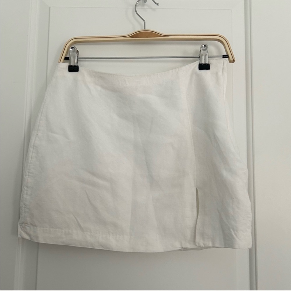 H&M Linen Viscose White Mini Slit Skirt